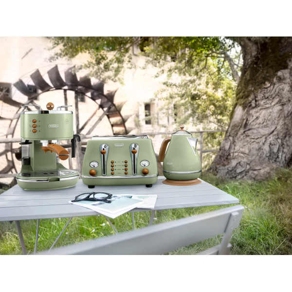 Электрочайник Delonghi KBOV 2001.GR