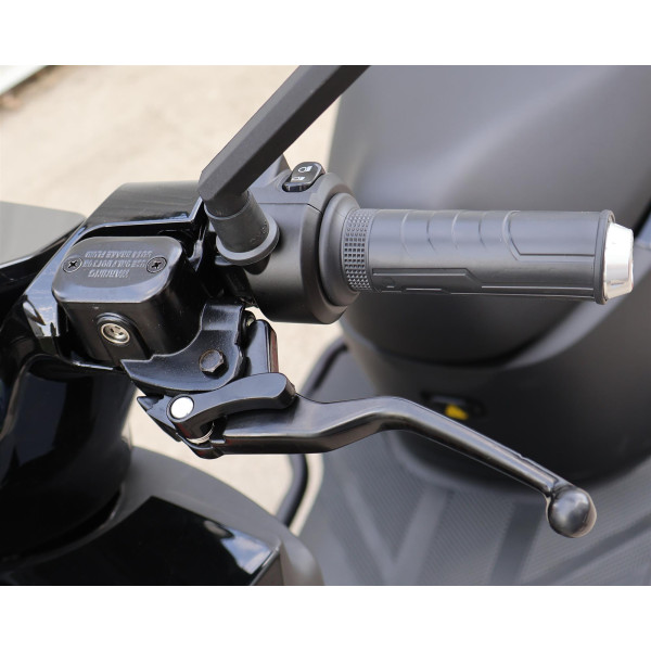 Електроскутер Maxxter Eclipse Black