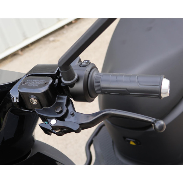 Електроскутер Maxxter Eclipse Black