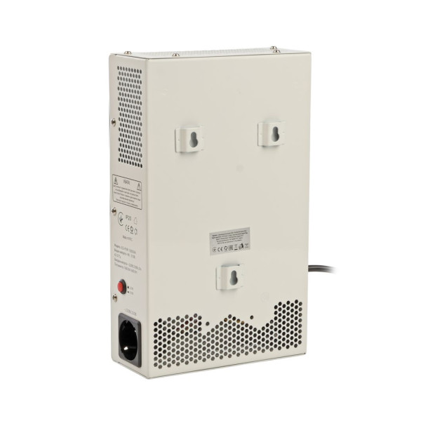 Автоматичний регулятор напруги EnerGenie EG-PVR-1000VA
